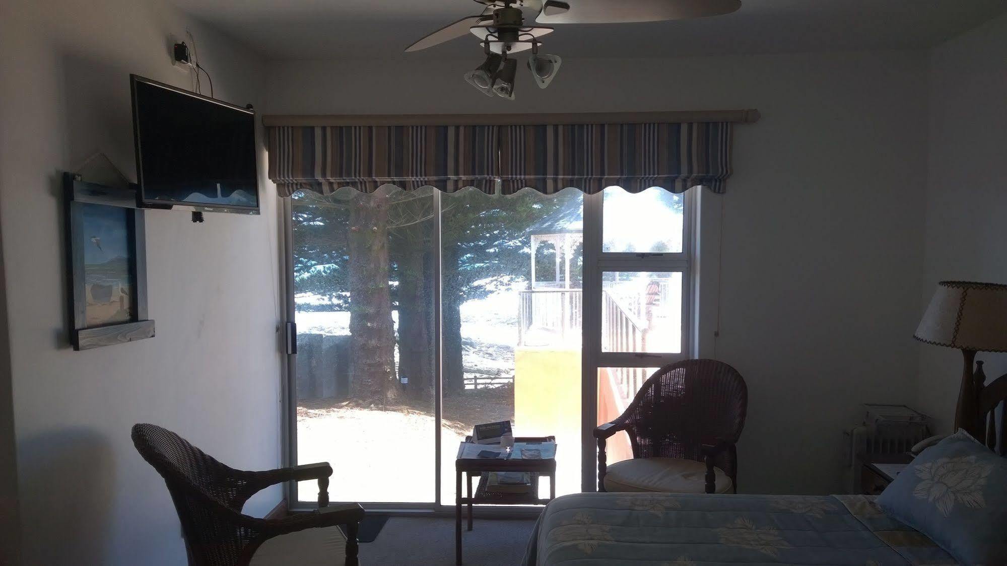 Sea Otters Lodge 키니베이 외부 사진