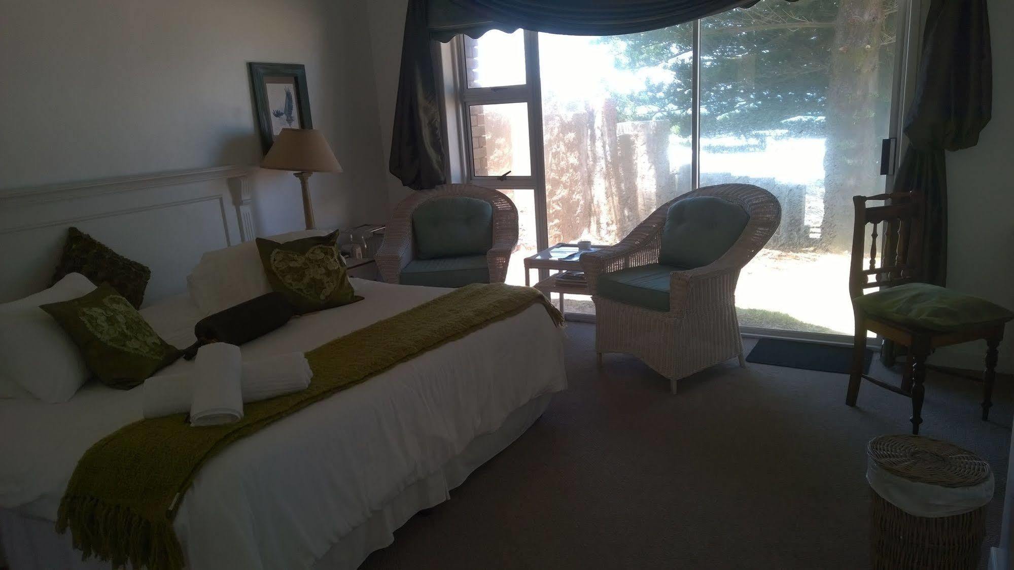 Sea Otters Lodge 키니베이 외부 사진